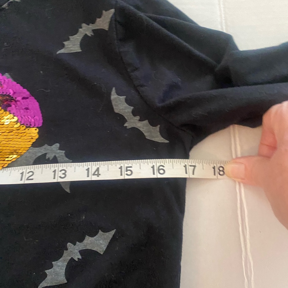 Girls Long Sleeve DC Comic Top with Sequin Batman Design sz XL - Picture 4 of 6